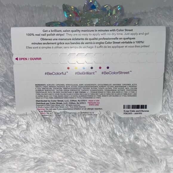 Color Street | Keep Calm and Chevron, Chevron design on clear base nail strips - Picture 10 of 16